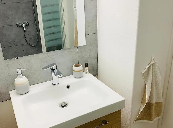 Scandichic Equipe Centre-gare-rives-clinique A Pied アパート カーン